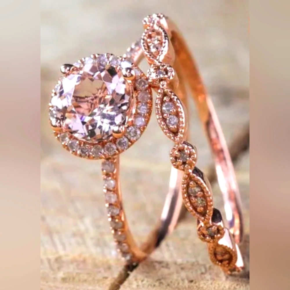 Gorgeous rose gold ring set